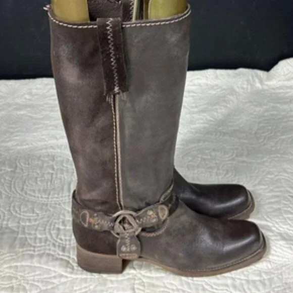 Bed Stu Cobbler Series Opal Brown Leather Harness Boots - Picture 6 of 16